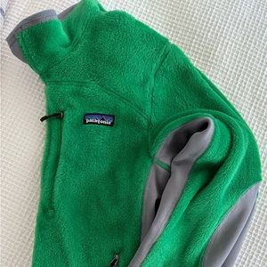 Women’s Patagonia R Series Sweater Jacket